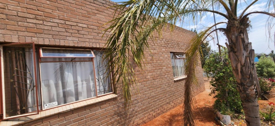 3 Bedroom Property for Sale in Bellvue Northern Cape